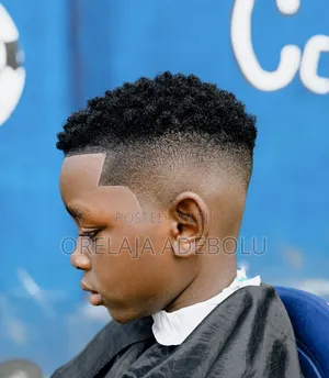 DÊ-MANN Professional Home Service Barber