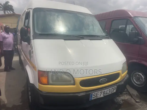 Ford Transit 2000 White - 1