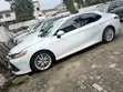 2018 Toyota Camry XLE FWD (2.5L) White - 2