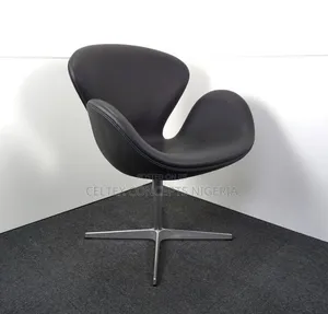 Iconic Curved Design Chair - Black