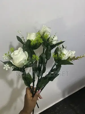 5 Bridesmaids Single Rose Bouquets (Artificial)