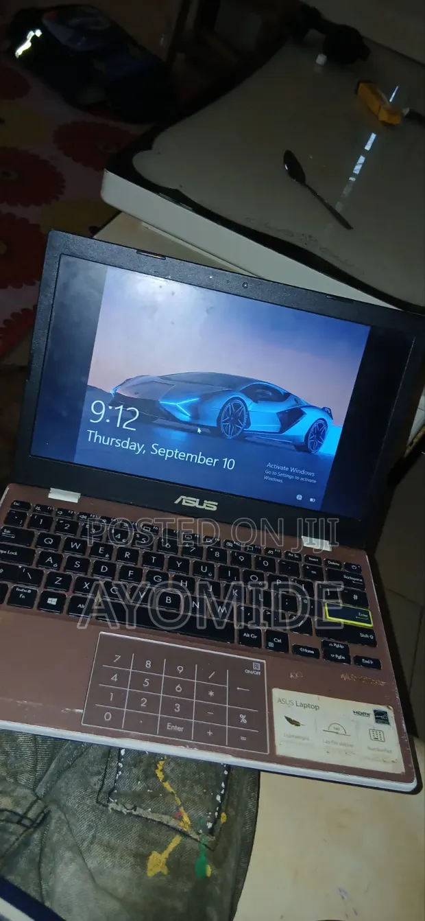 Asus E203MA Laptop 4GB RAM Intel Celeron 640GB Storage - 1