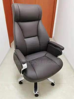 Babban Kursiyin Ofis na Alatu