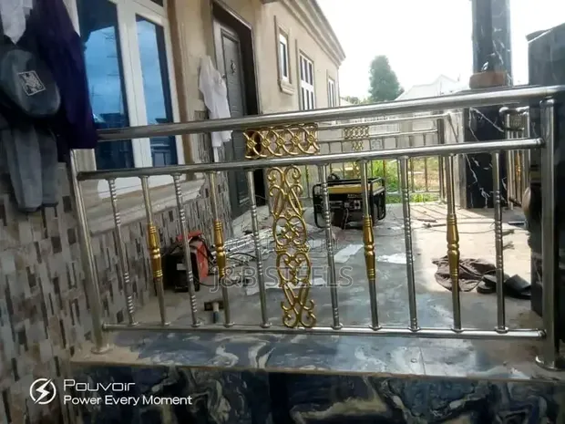 Stainless Steel Handrail Design & Installation - 1