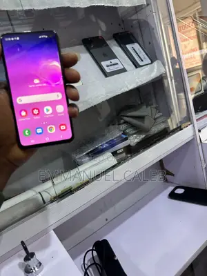 Samsung Galaxy S10e 128GB Baki