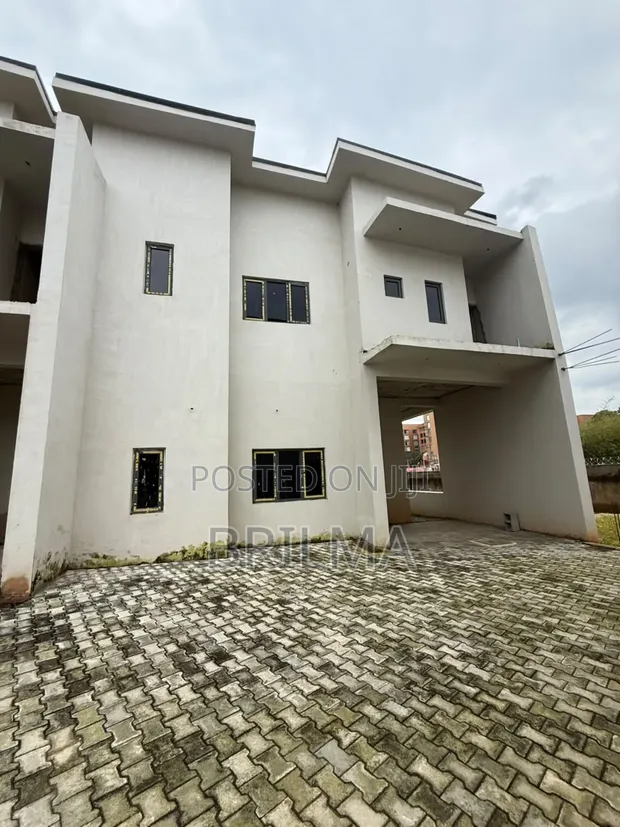 4 Bedroom Duplex with BQ in Mabushi, Abuja - 1
