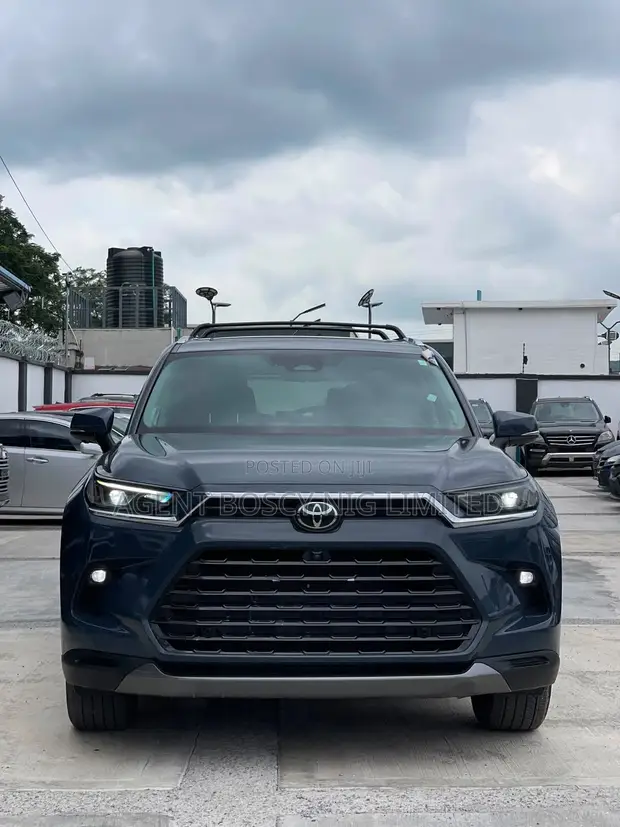 2025 Toyota Grand Highlander Platinum - Brand New - 1