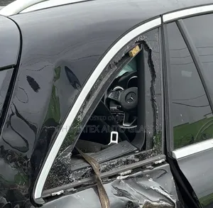 Gilashin Baya na Jikin Motar GLC300 2016 na Mercedes-Benz