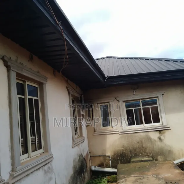20-Bedroom Apartment for Sale in Enugu - 1