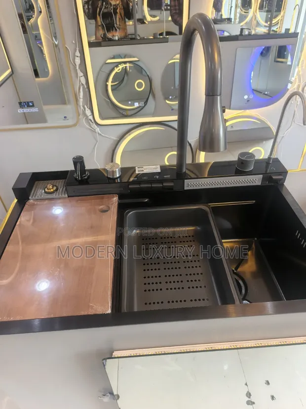 Master Kitchen Sink - 1