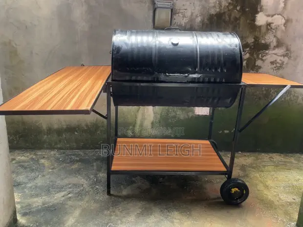 Griller Barbeque Na Musamman Da Aka Yi Da Gawayi - 1
