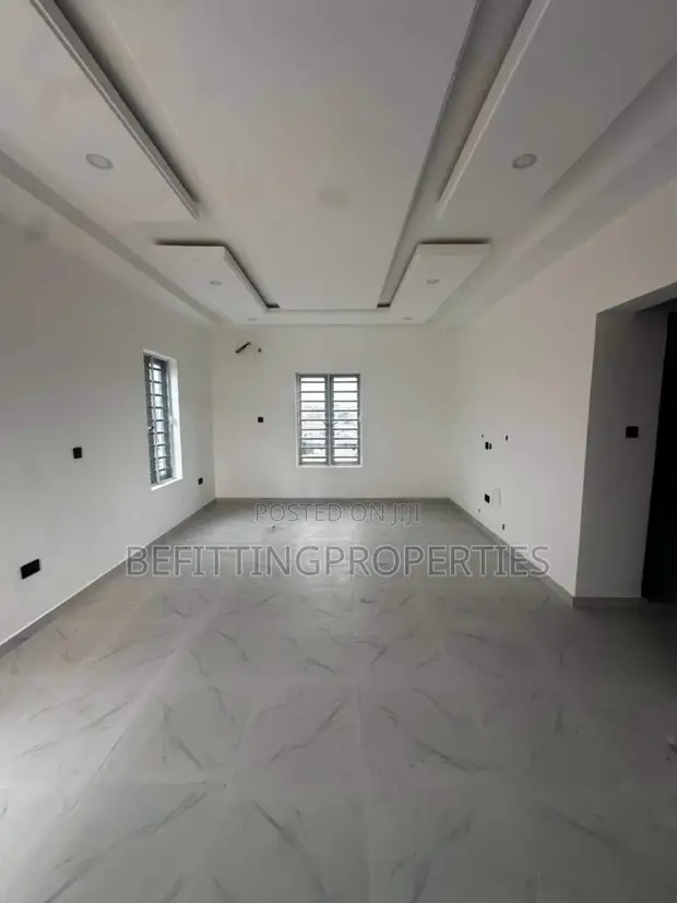 4 Bedroom Semi-Detached Duplex a Opebi, Ikeja - 1