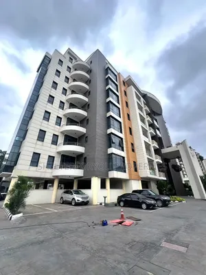 3-Bedroom Apartment da BQ a Old Ikoyi don Sawa