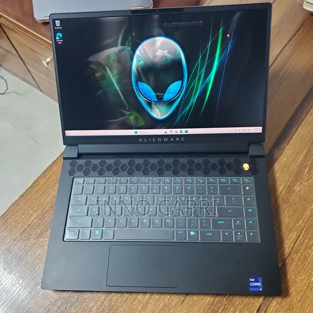 Alienware M15 R7 Laptop - Intel Core i7, 32GB RAM, 2TB SSD, RTX 3070 Ti - 1