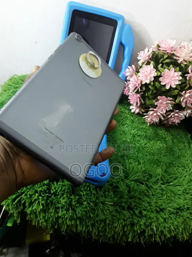 Huawei MediaPad M5 Lite 64GB Silver - 1