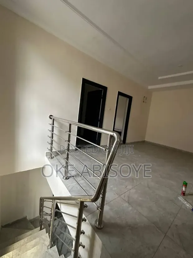 3 Bedroom Duplex don haya a Oke-Badan, Akobo - 1