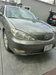Toyota Camry 2006 Grey - 2