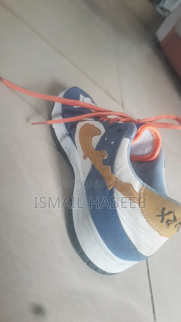 Nike Sport Shoes - Size 37 - 1