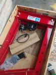 Babban Jirgin Latsa na Hydraulic na H-Frame mai Tona 50 - 2