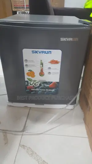 Skyrun Mini Fridge BCD-50HW - Brand New