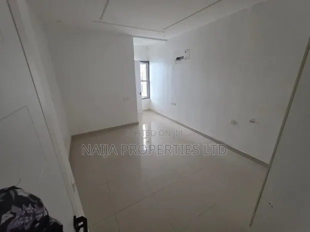 4 Bedroom Townhouse/Terrace for Rent in Ologolo, Lekki - 1