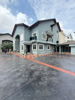 4 Bedroom Duplex Don siyarwa a Victoria Island, Oniru
