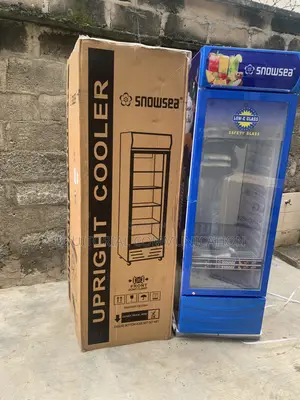 Snowsea Standing Showcase Refrigerator LC-500W