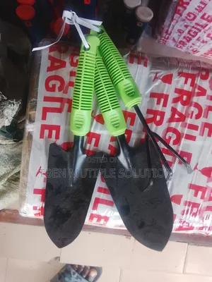Green-Handled Garden Hand Tools Set