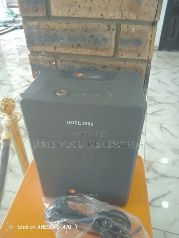 Felicity HOPE1000 All-in-One Portable Solar Generator - 1