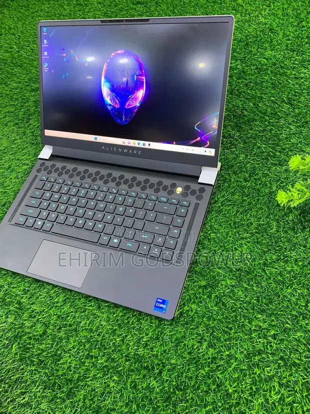 Dell Alienware M15 R5 Laptop na Wasan Kwamfuta - Core i9, RTX 4080, 32GB RAM, 1TB SSD - 1