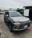 2016 Lexus LX 570 (5 Seats) AWD Gold - 1