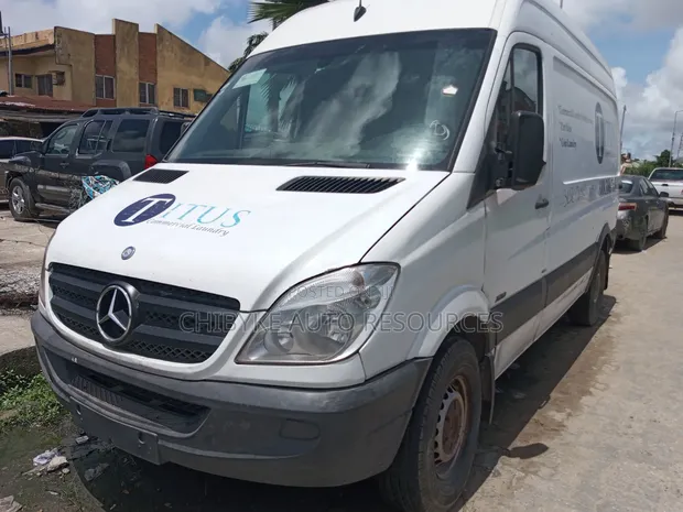 Mercedes-Benz Sprinter 2012 White - 1