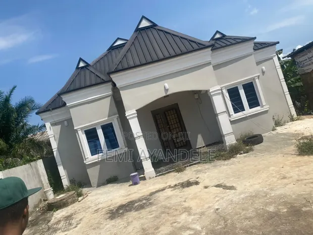 Furnished 3-Bedroom Bungalow in Ofin Estate, Igbogbo for Sale - 1
