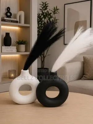 Donut Shaped Decorative Vase Set - Black & White