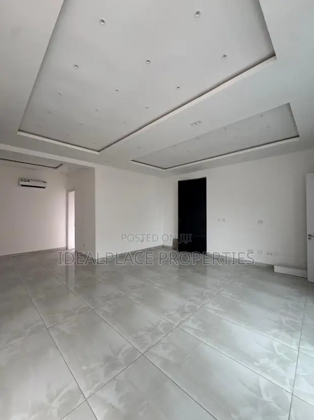Gidan Kwalata 3 dakuna a Lekki Phase 1 don haya - 1