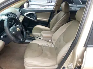 Toyota RAV4 2008 Gold SUV