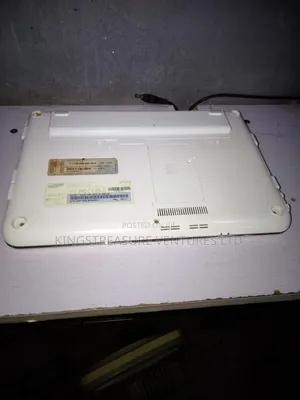 Samsung N210 Mini Laptop 2GB RAM 72GB HDD