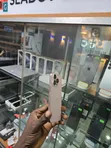 Apple iPhone 16 Pro 1TB Gold - 3