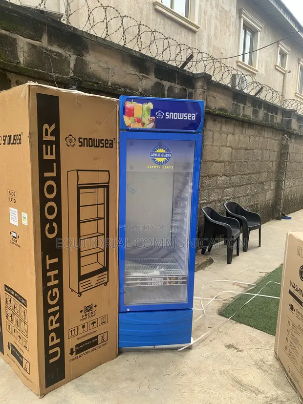 SnowSea LC-500W Upright Cold Beverage Chiller - 1