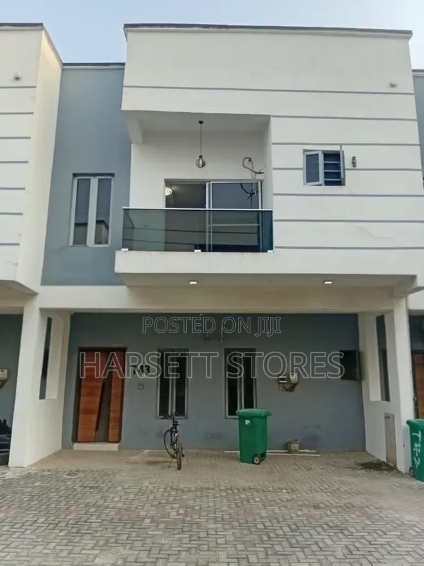 4 Bedroom House for Sale in Ajah - 1