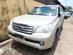 Lexus GX 2013 Zinariya