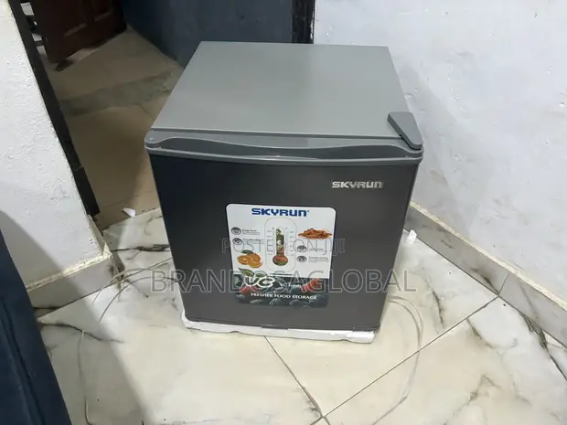 Skyrun Compact Single Door Fridge 50 Litres - 1