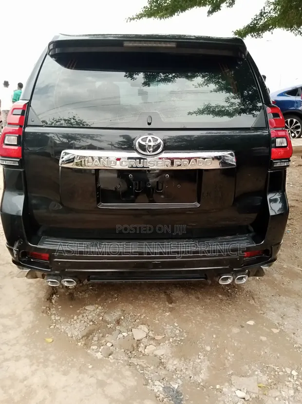 Toyota Land Cruiser Prado 4.0 Petrol GX-R 2012 - 1