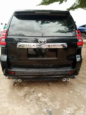 Toyota Land Cruiser Prado 4.0 Petrol GX-R 2012