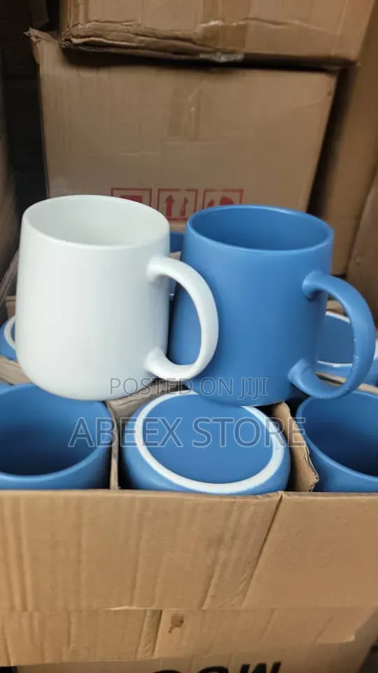 Colour Handled Mugs (36pcs) - 1