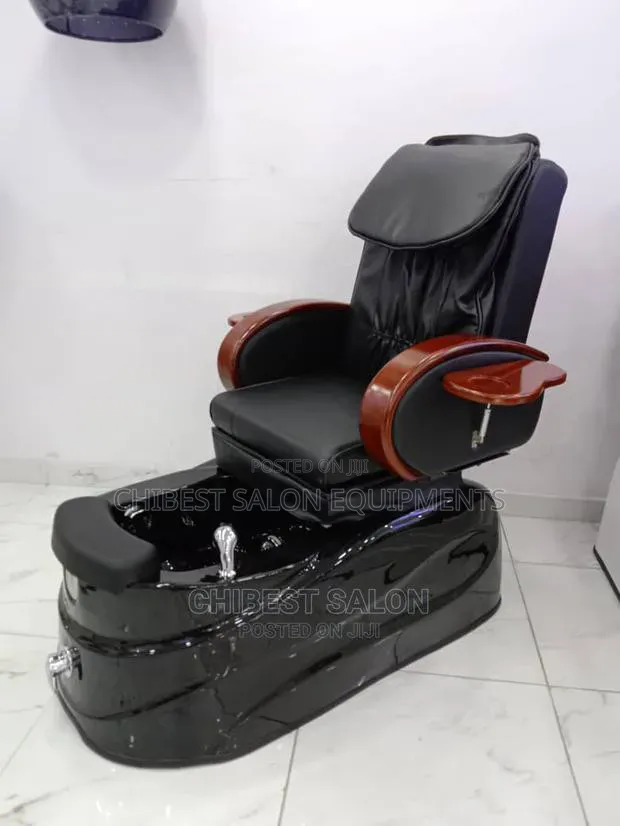 Professional Pedicure Spa Chair with Foot Bath - 1