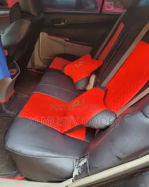 2012 Toyota Camry SE Sedan - Foreign Used