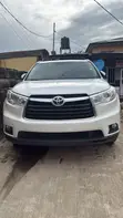 2016 Toyota Highlander XLE V6 4x2 SUV - 1