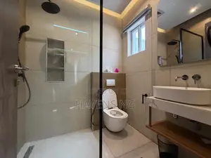 Gidan Kwana 2-Bedroom tare da PS5, Pool & Gym a Ikate