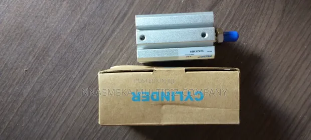 Pneumatic Cylinder SDA25-35BS - 1